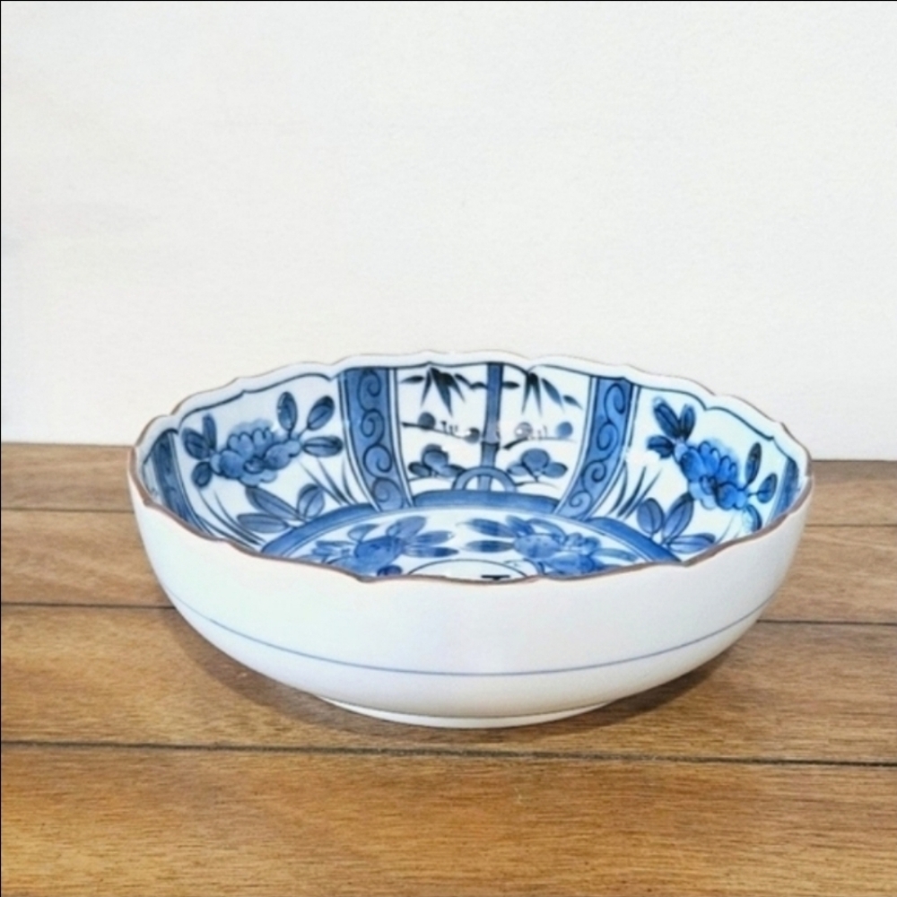 Vintage Japanese Aritaware Porcelain Bowl